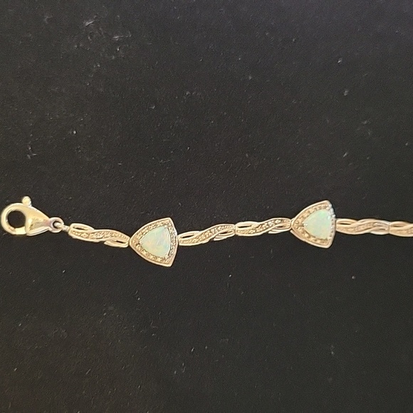 Opal and silver bracelet with pave diamonds - Picture 3 of 6